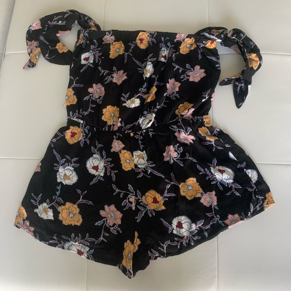 Tillys off the shoulder tie romper
